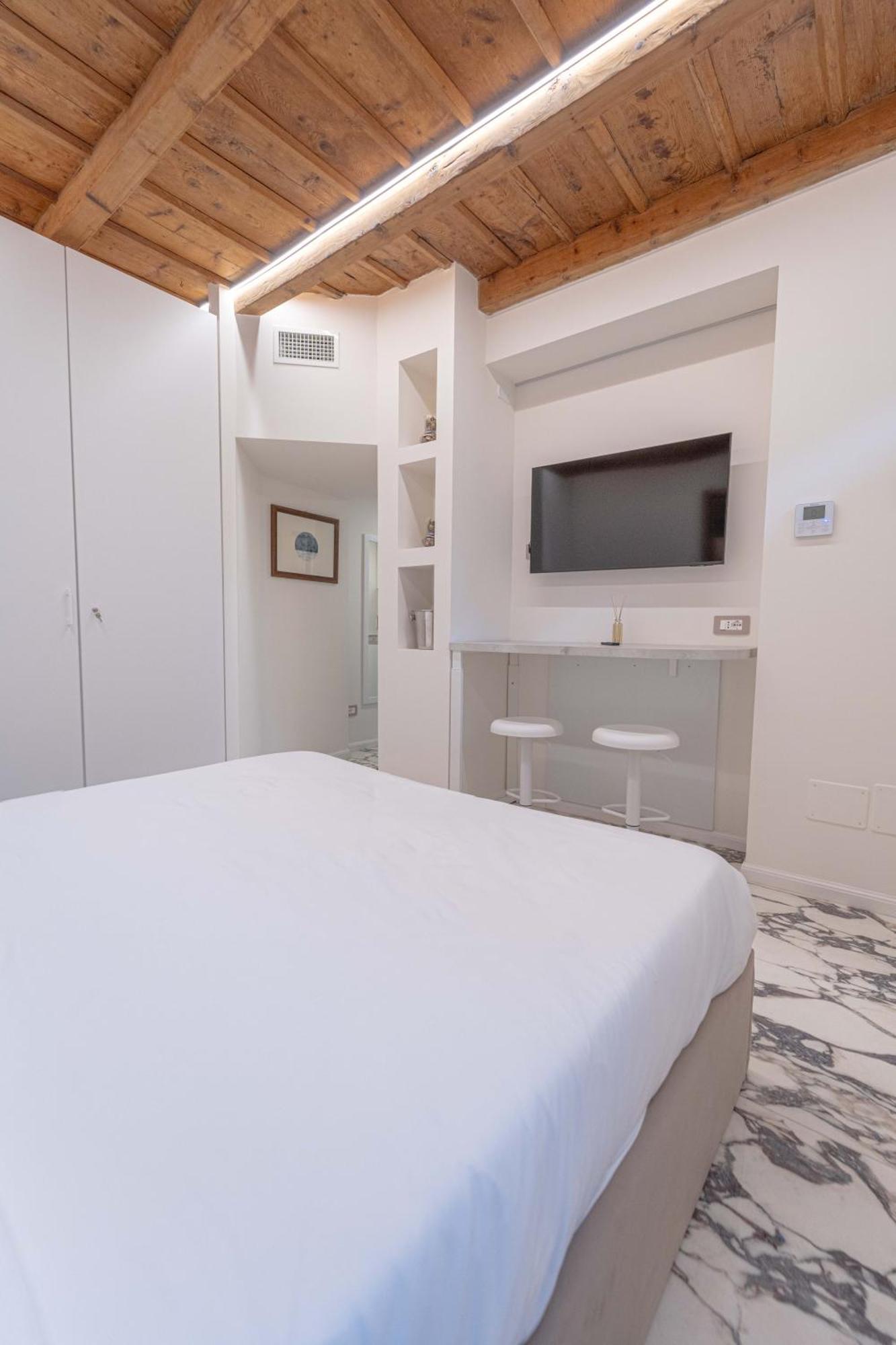 Brera Luxury Apt Milan Luaran gambar