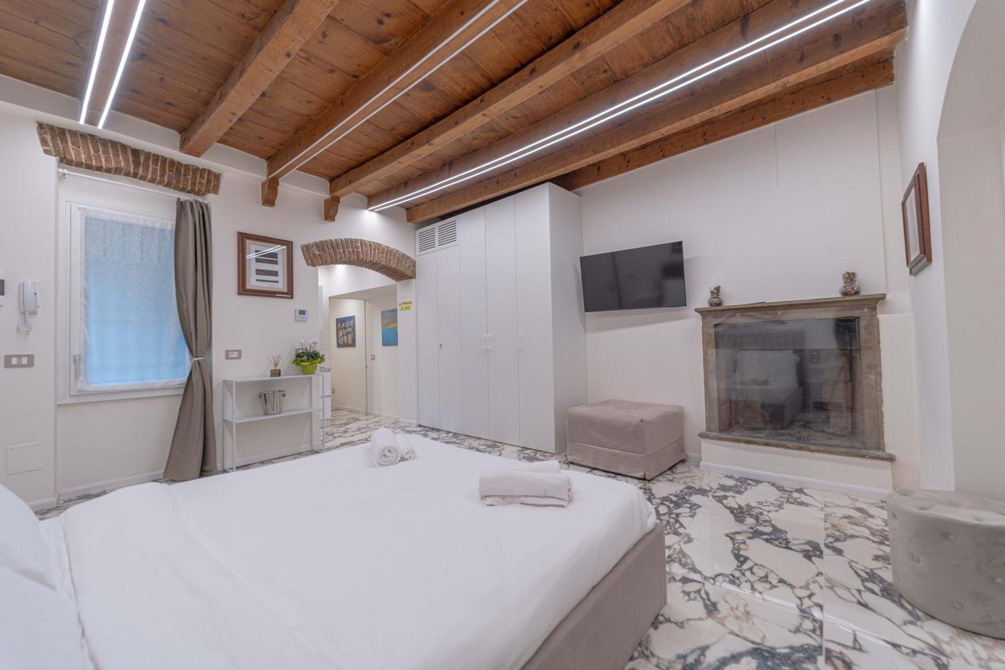 Brera Luxury Apt Milan Luaran gambar