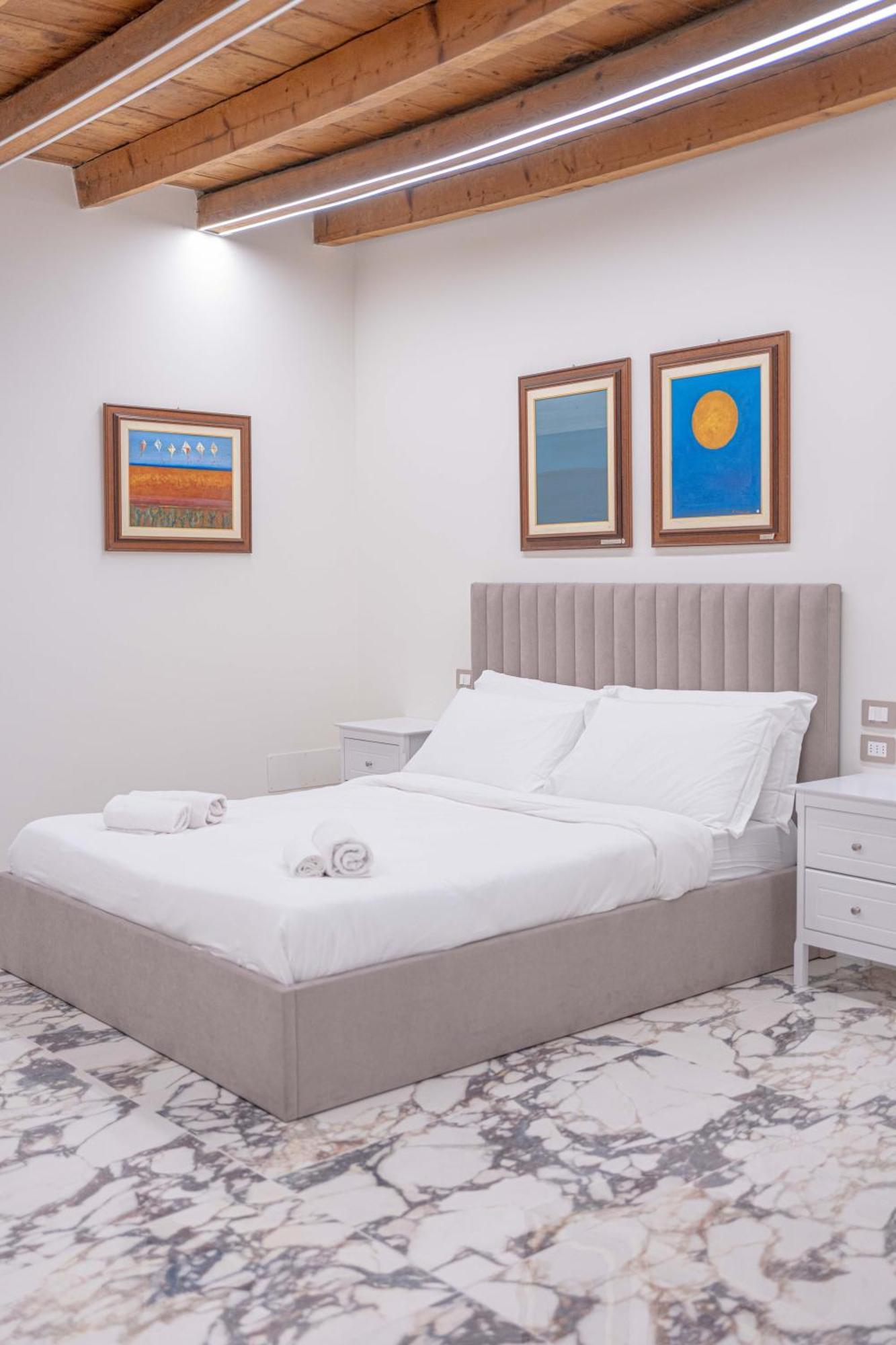 Brera Luxury Apt Milan Luaran gambar